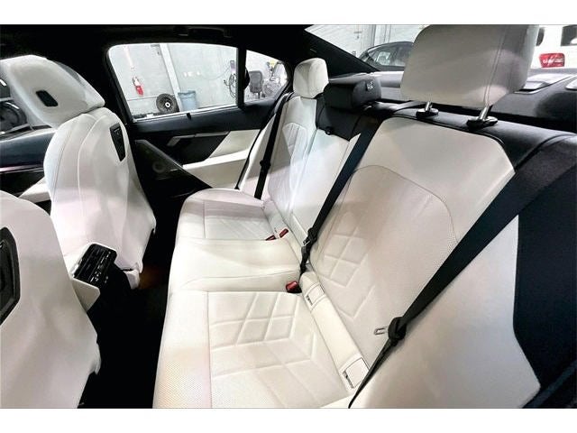 2026 BMW 5 Series 530i xDrive