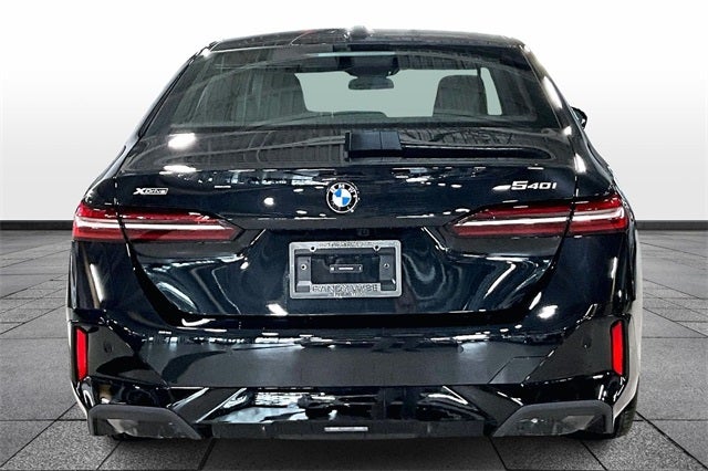 2026 BMW 5 Series 540i xDrive
