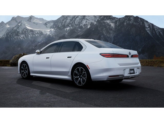 2027 BMW 7 Series 740i xDrive