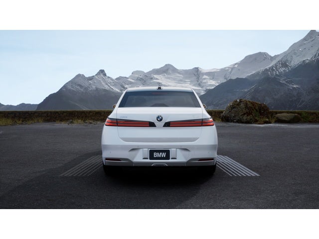 2027 BMW 7 Series 740i xDrive