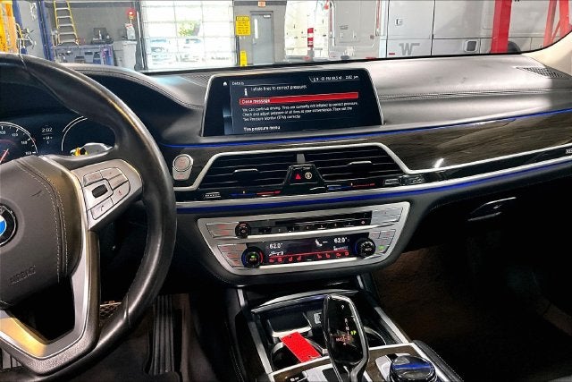 2018 BMW 7 Series 750i xDrive