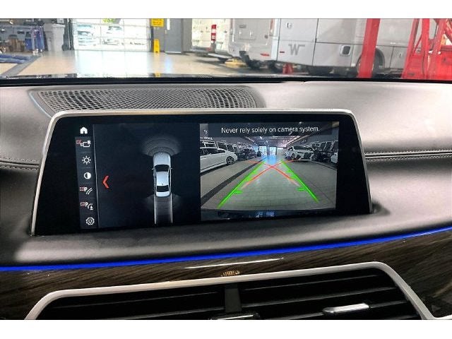 2018 BMW 7 Series 750i xDrive