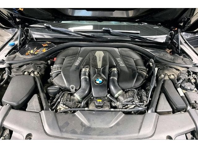 2018 BMW 7 Series 750i xDrive