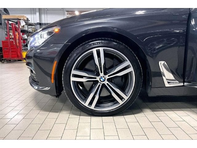 2018 BMW 7 Series 750i xDrive
