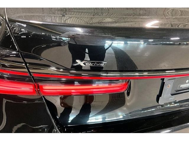2022 BMW 7 Series 750i xDrive