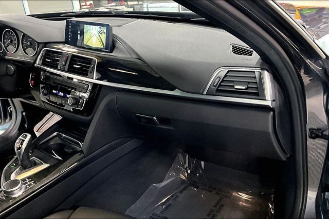 2018 BMW 3 Series 330i xDrive