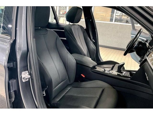 2018 BMW 3 Series 330i xDrive