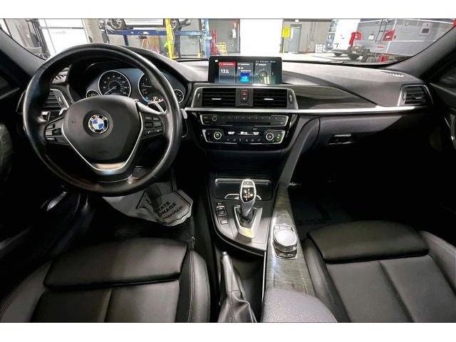 2018 BMW 3 Series 330i xDrive
