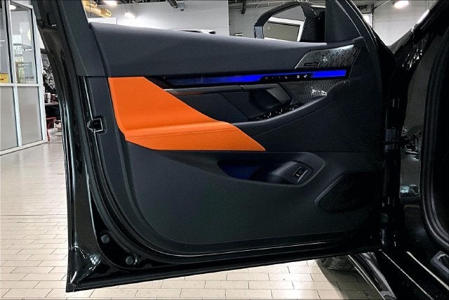 2027 BMW M5 Base