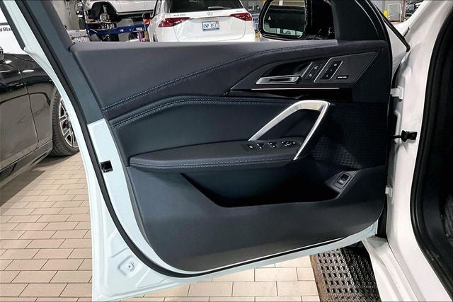 2027 BMW X2 xDrive28i
