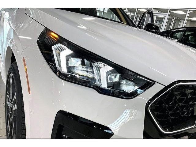 2027 BMW X2 xDrive28i