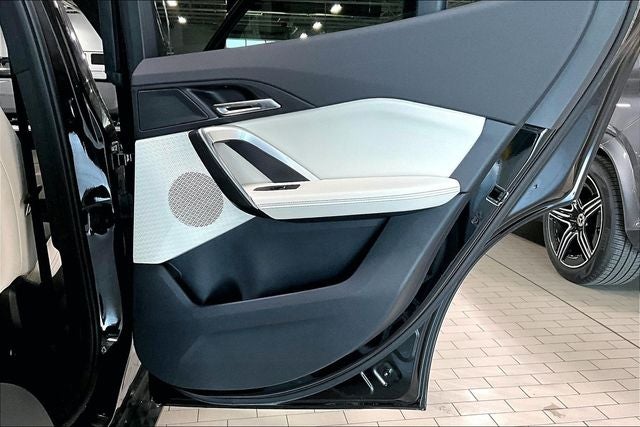 2027 BMW X2 xDrive28i