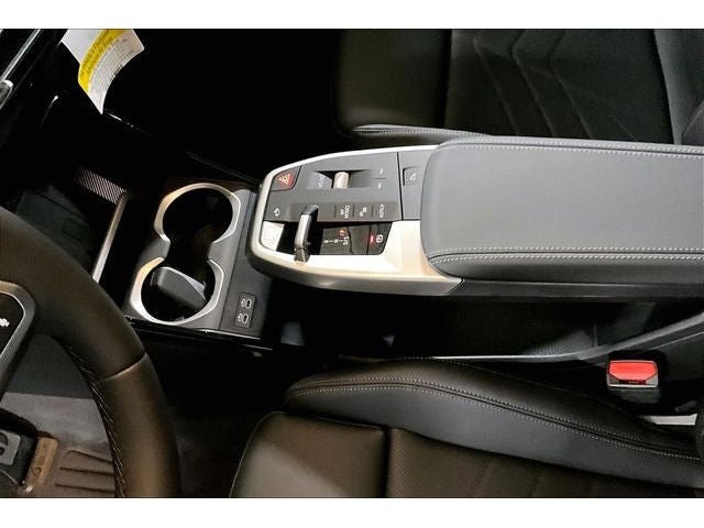 2027 BMW X2 xDrive28i