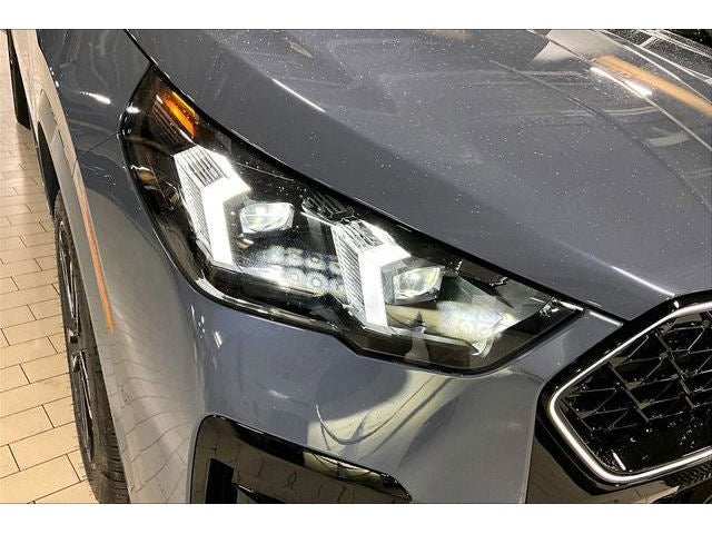 2027 BMW X2 xDrive28i