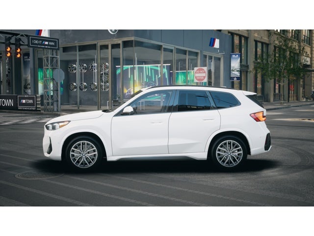 2027 BMW X1 xDrive28i