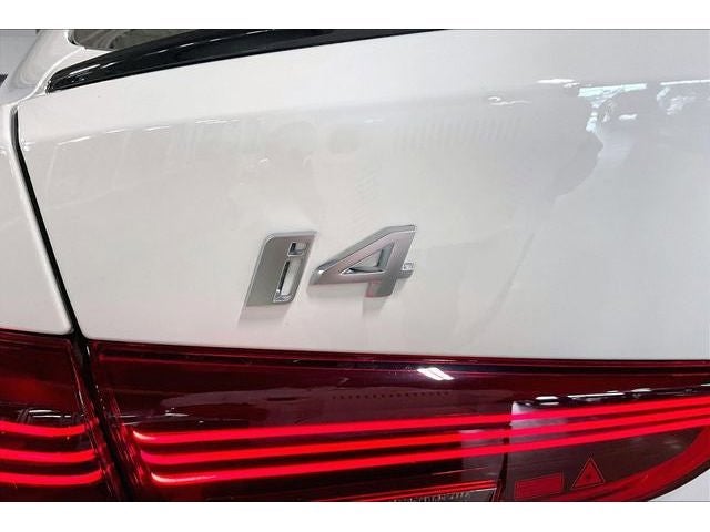 2026 BMW i4 xDrive40