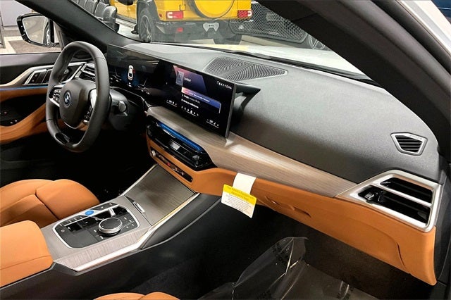 2026 BMW i4 xDrive40