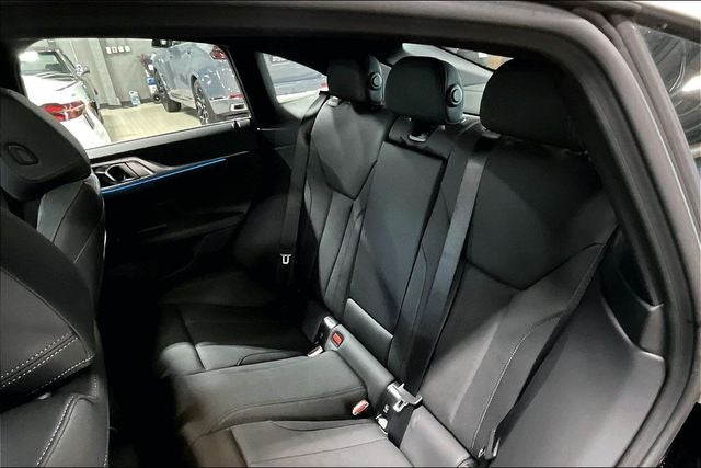 2026 BMW i4 xDrive40