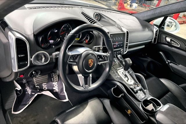 2018 Porsche Cayenne GTS