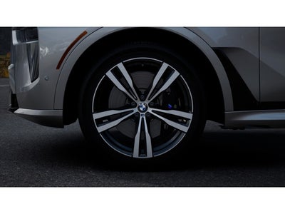 2027 BMW X7 Base
