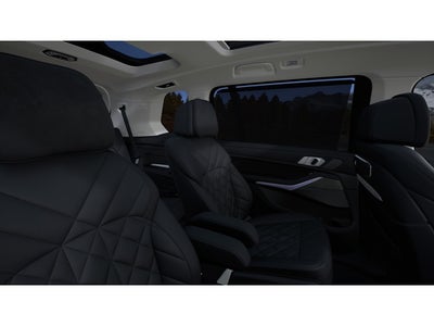 2027 BMW X7 Base