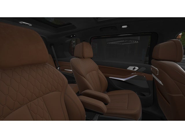 2027 BMW X7 Base