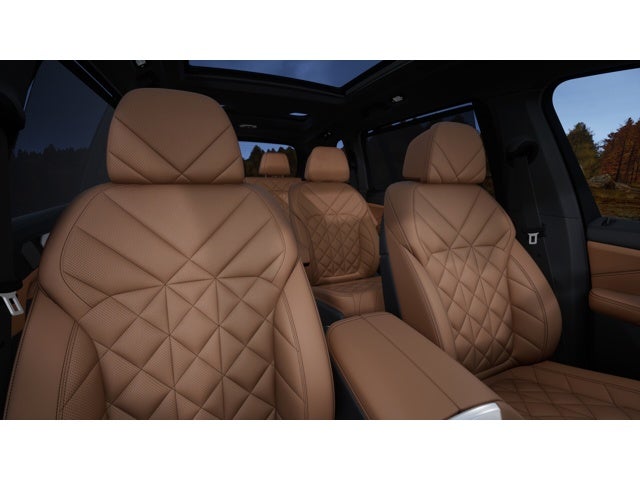 2027 BMW X7 Base