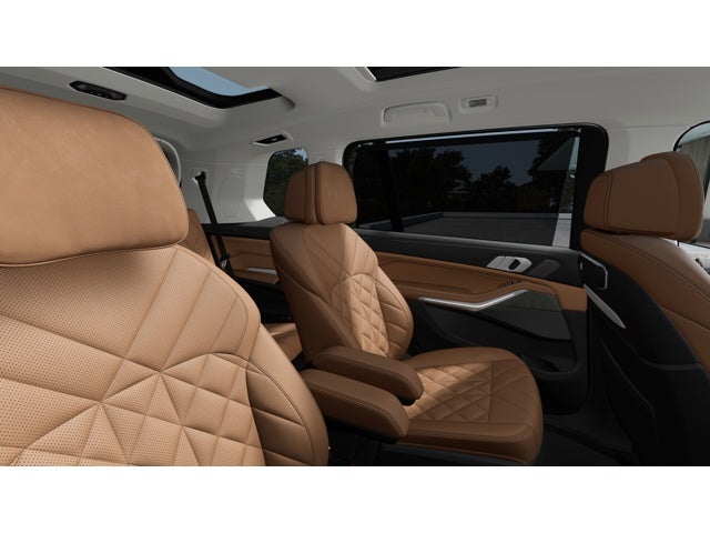 2026 BMW X7 Base