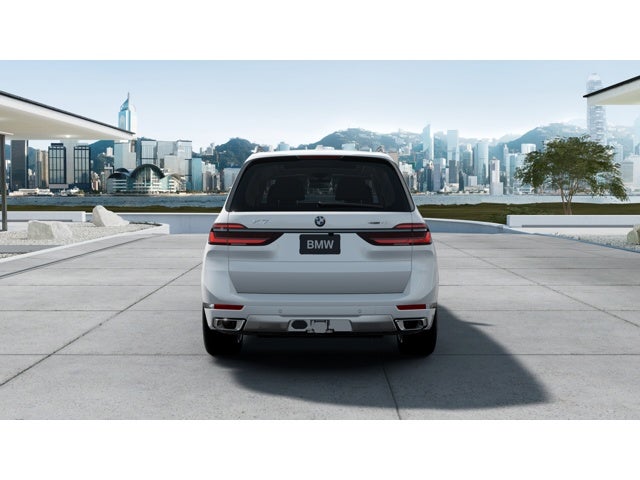 2026 BMW X7 Base
