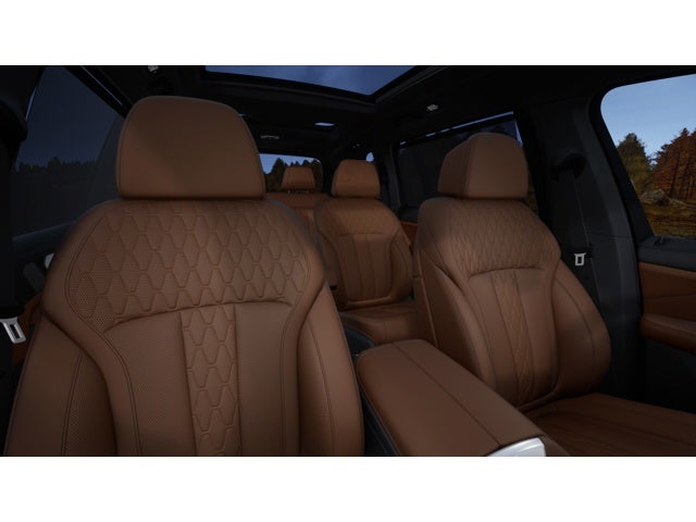 2027 BMW X7 Base