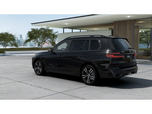2026 BMW X7 Base