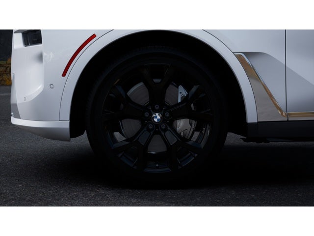 2027 BMW X7 Base