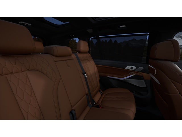 2027 BMW X7 Base