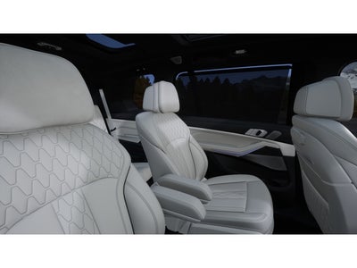2027 BMW X7 Base