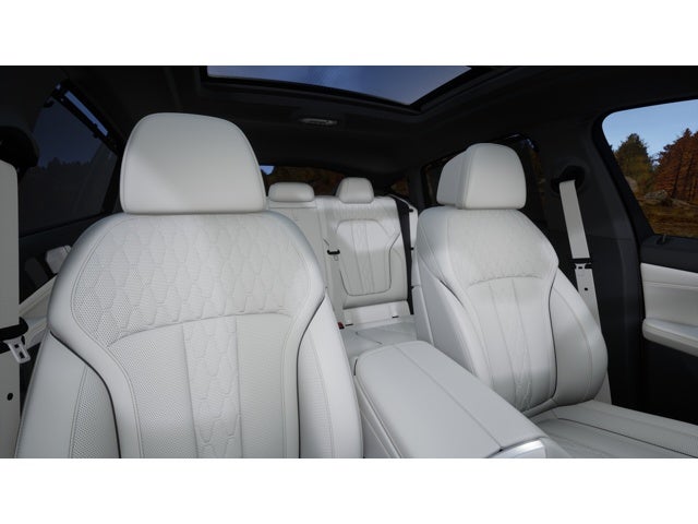 2027 BMW X6 Base