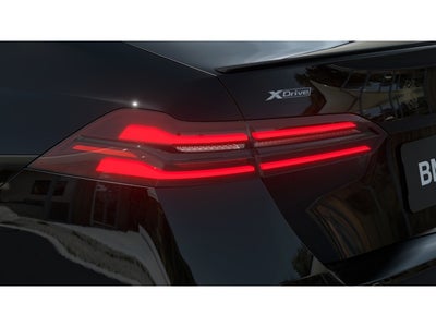 2027 BMW 550e Base