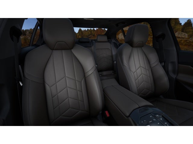 2027 BMW 550e Base