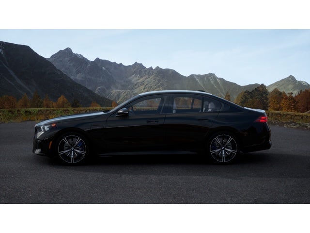 2027 BMW 550e Base