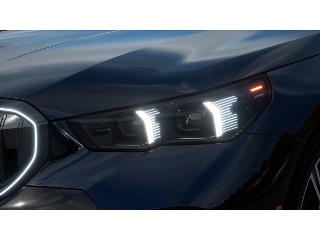 2027 BMW 550e Base