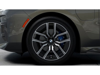 2026 BMW 750e xDrive Base