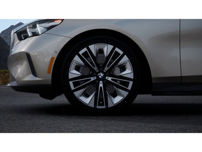 2027 BMW 530i Base
