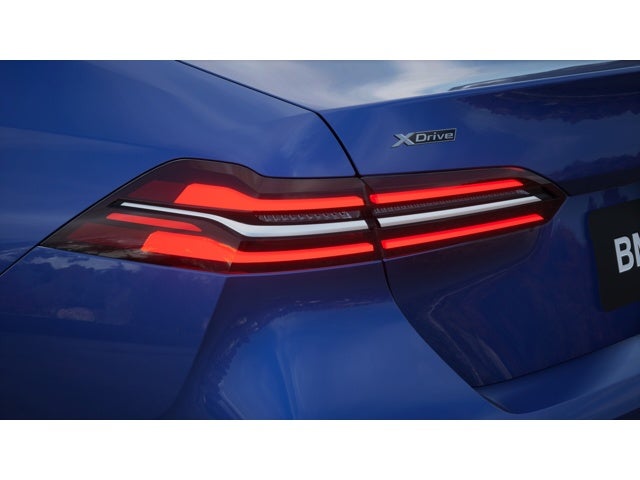 2027 BMW 530i Base