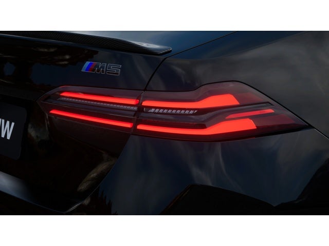 2027 BMW M5 Base