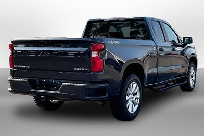 2022 Chevrolet Silverado 1500 Custom