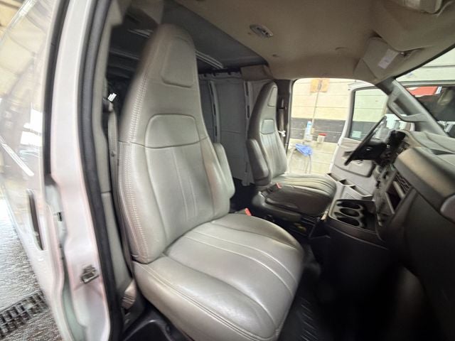2023 Chevrolet Express 2500 Work Van Cargo