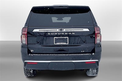 2024 Chevrolet Suburban LT