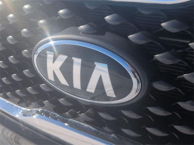 2017 Kia Sorento L