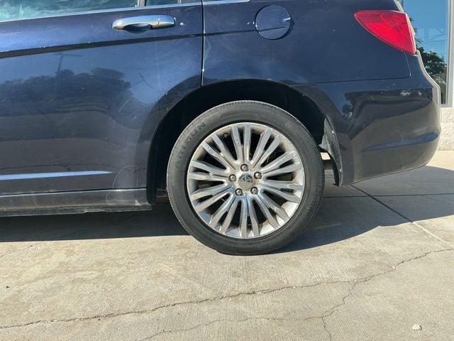 2011 Chrysler 200 Limited