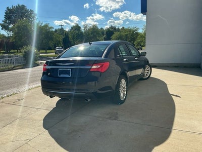 2011 Chrysler 200 Limited
