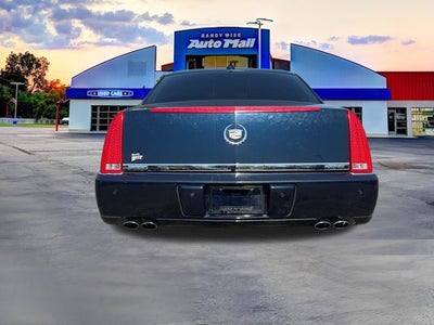 2009 Cadillac DTS Base